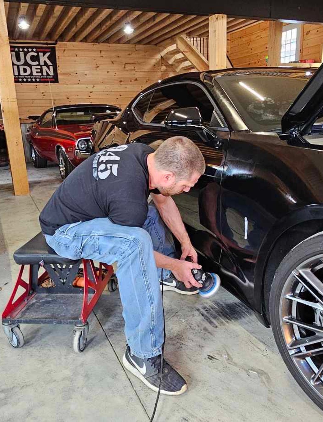 Freddy doing a detail